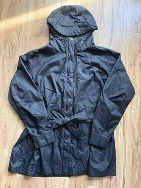 Columbia Black Hooded Lightweight Omni-Shield Advanced Repellency Jacket